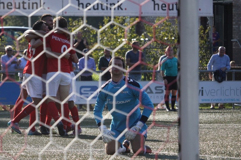 Foto bij Dominant Excelsior'31 zet AZSV eenvoudig opzij (3-0)