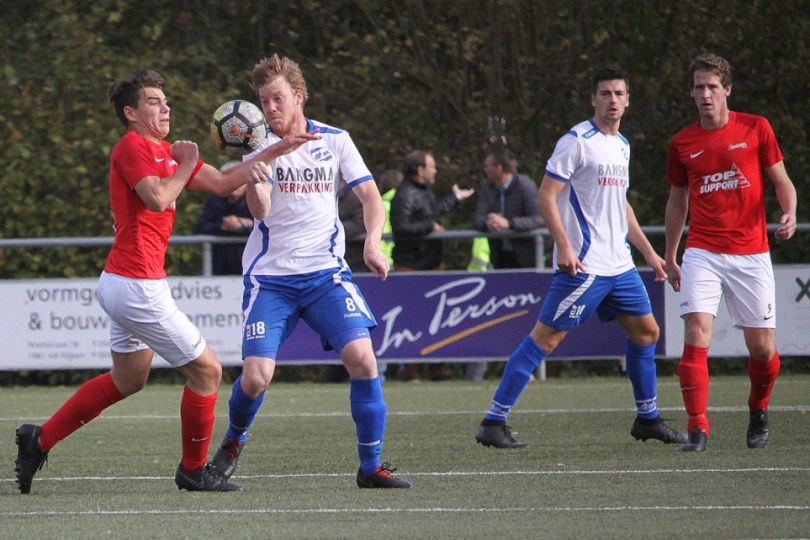 Foto bij Excelsior'31 krijgt koploper Urk niet op de knie&euml;n  (0-0)