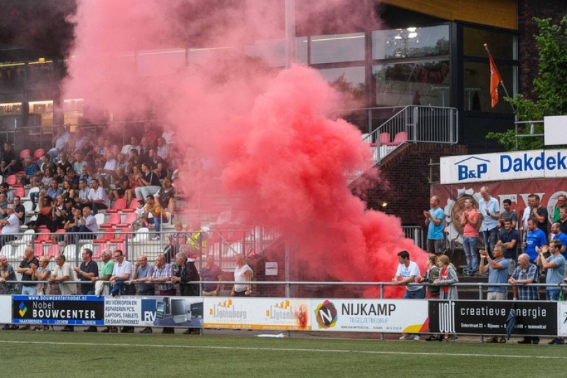 Foto bij Weekjournaal met o.a. Activiteitencommissie en speler van de maand