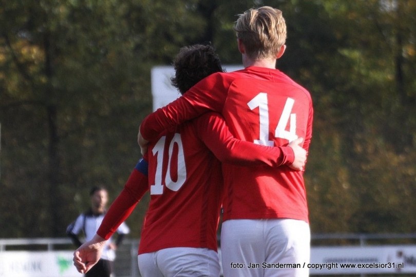 Foto bij Excelsior'31 2 haalt uit tegen Berkum 2 (7-1)
