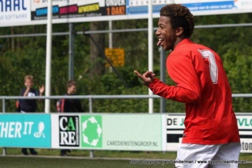 Foto bij Pim ten Have en Simon Baysoy vertrekken, Yilber Haverslag blijft bij Excelsior'31