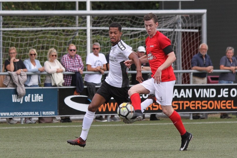 Foto bij Pim ten Have en Simon Baysoy vertrekken, Yilber Haverslag blijft bij Excelsior'31