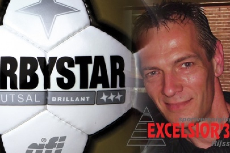 Foto bij John Baas per direct nieuwe trainer/coach zaalvoetballers Excelsior'31