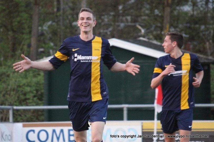 Foto bij Excelsior'31 3 wint ruim van VSCO'61 3 (4-0)