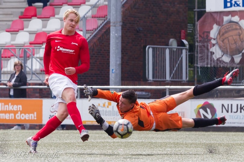 Foto bij Excelsior'31 2 haalt uit tegen OWIOS 2 (7-2)