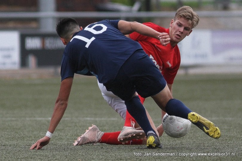 Foto bij Excelsior'31 ook in tweede oefenduel van de voorbereiding onderuit (0-2)