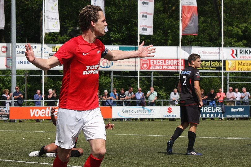 Foto bij Gretige Penterman op schot tegen WVV'34 (4-0)