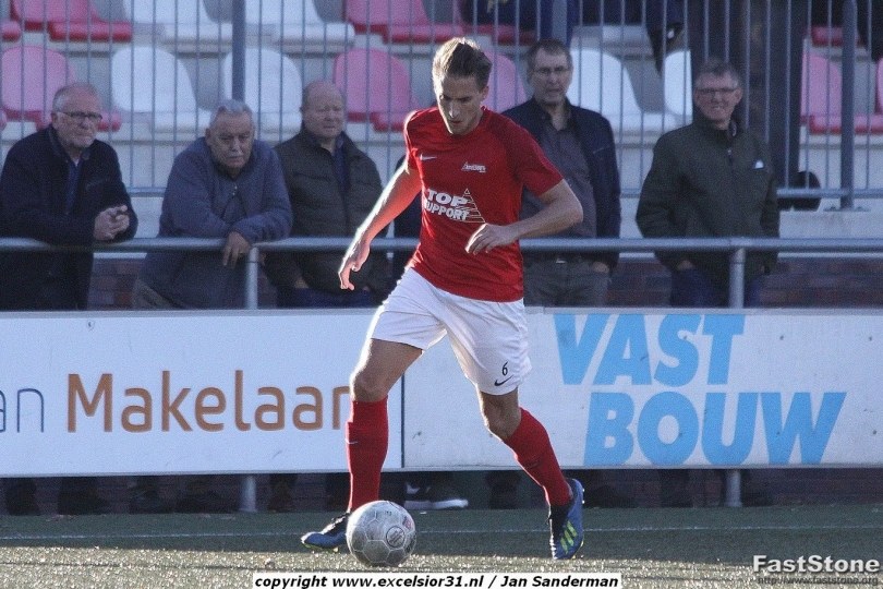 Foto bij Weekjournaal met Huub ter Haar, Excelsior'31 JO17-1 en 1