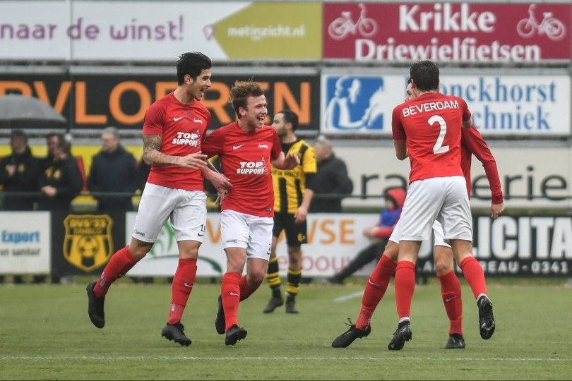 Foto bij Excelsior'31 wint overtuigend bij titelkandidaat DVS'33 (0-3)