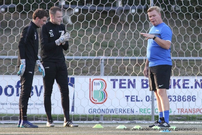 Foto bij Michiel Achterhoek ook komend seizoen keeperstrainer bij Excelsior'31