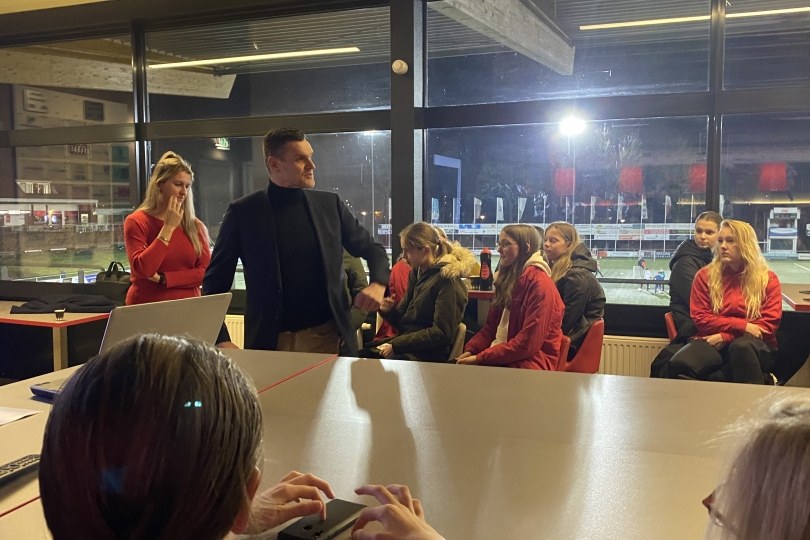 Foto bij Weekjournaal met o.a. Eric Braamhaar en Stijn Beverdam