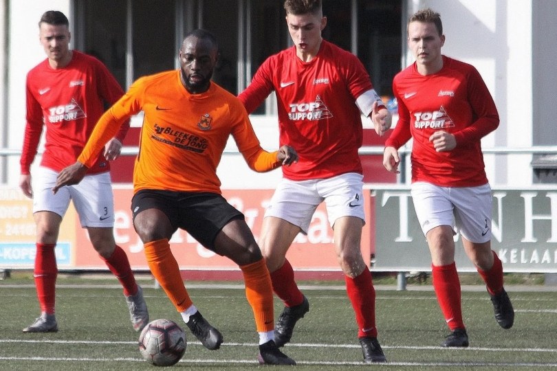 Foto bij Walter Dias Nzasi van HHC Hardenberg naar Excelsior'31
