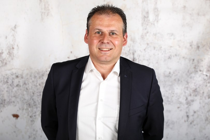 Foto bij Dionne Hendriksen, Geert Agteresch en Erik Baan ook komend seizoen in staf Excelsior'31 1