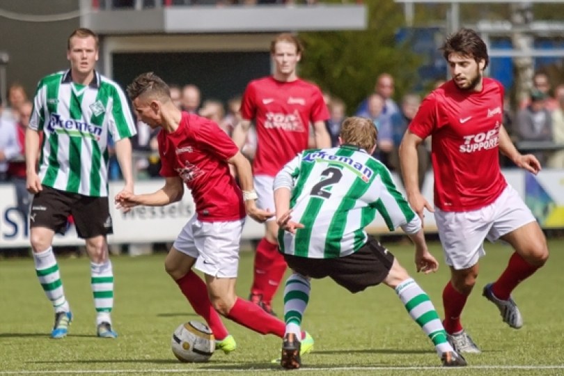 Foto bij Kijk vanaf 14.30 uur naar Excelsior'31 - SC Genemuiden uit 2013