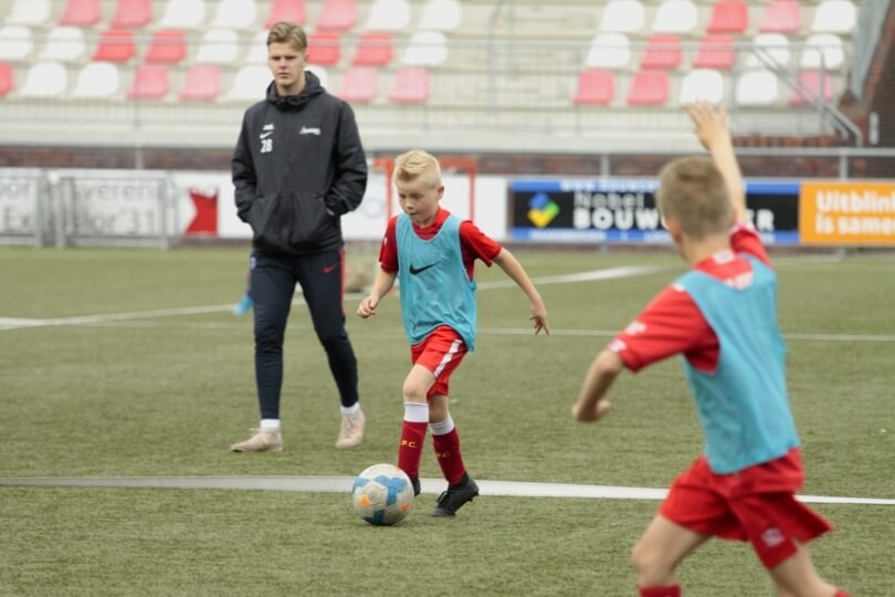 Foto bij Weekjournaal met mixtoernooi voor de jeugd en laatste training Excelsior'31 1