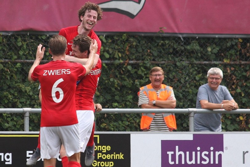 Foto bij Excelsior'31 te sterk voor FC Emmen O21 (4-0)