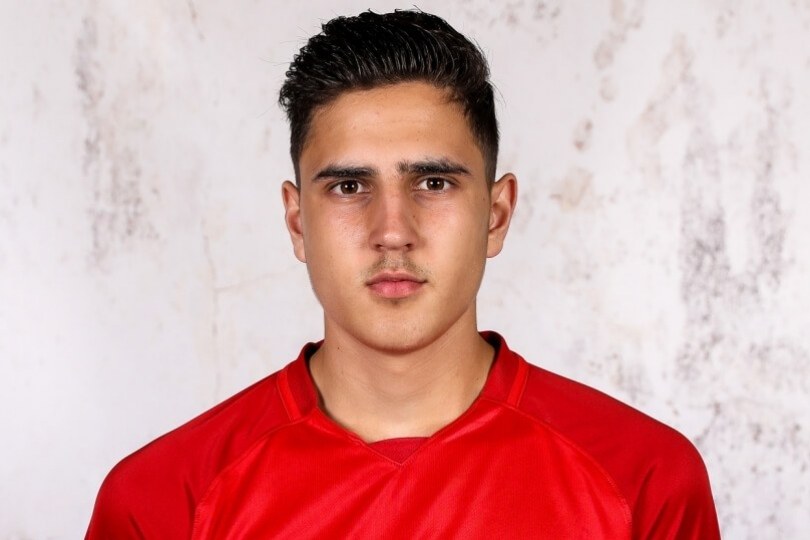 Foto bij Emilio Solino Overmars maakt ook komend seizoen onderdeel uit van het eerste elftal