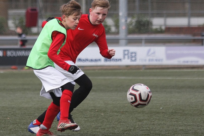 Foto bij Fotoreportage onderlinge oefenduels 3 april