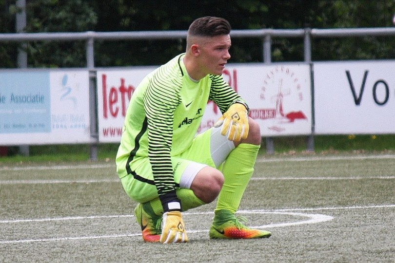Foto bij Keeper Alister van Merlevoort (18) toegevoegd aan eerste elftalselectie