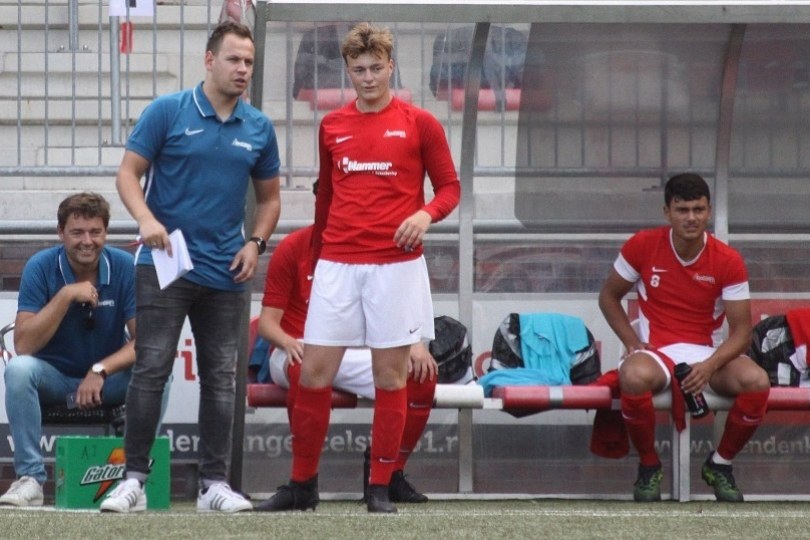 Foto bij Stephan Bloemendal stopt na 2 seizoenen als trainer bij Excelsior 31
