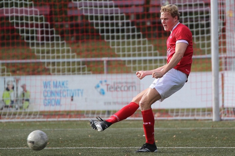 Foto bij Matthijs Seppenwoolde toegevoegd aan eerste selectie, Lars Nijeboer verlengt zijn contract