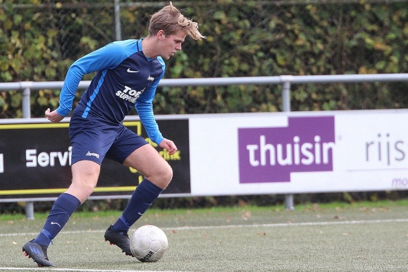 Foto bij Frank Gerritsen Mulkes naar Hulzense Boys