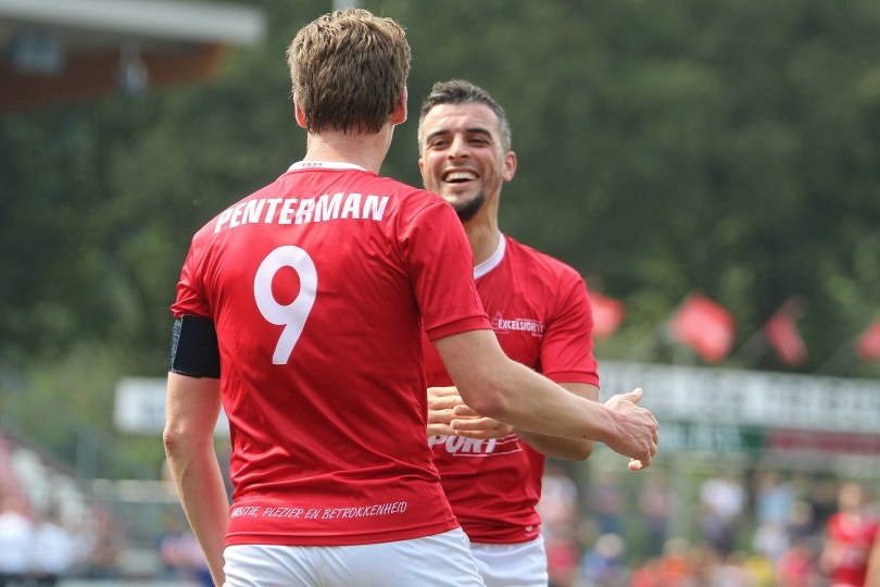 Foto bij Weekjournaal met jeugd bij Heracles Almelo en voorbeschouwing met Hielke Penterman