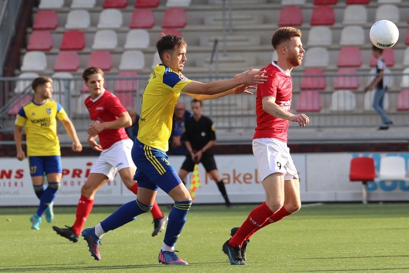 Foto bij Weekjournaal met Patrick Maneschijn, Diego Paais en Tonnie Middelkamp