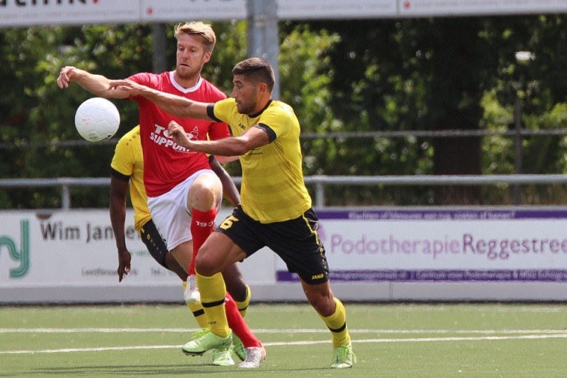 Foto bij Excelsior'31 en VFB Homberg aan elkaar gewaagd (2-2)