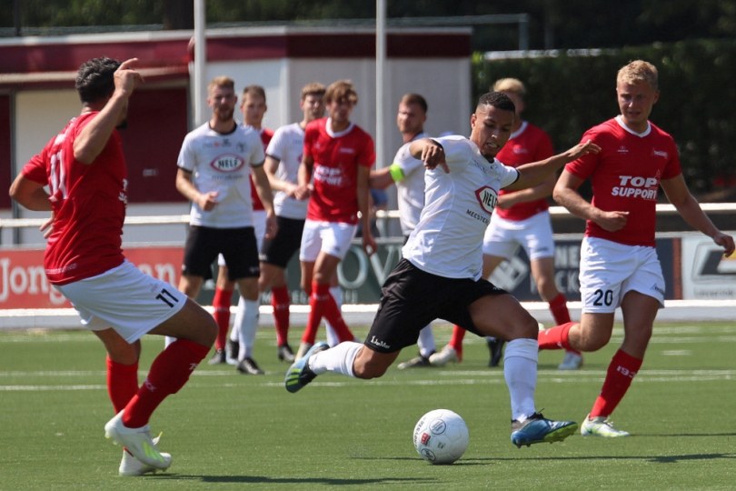 Foto bij Excelsior'31 slikt oefennederlaag tegen ACV (1-4)