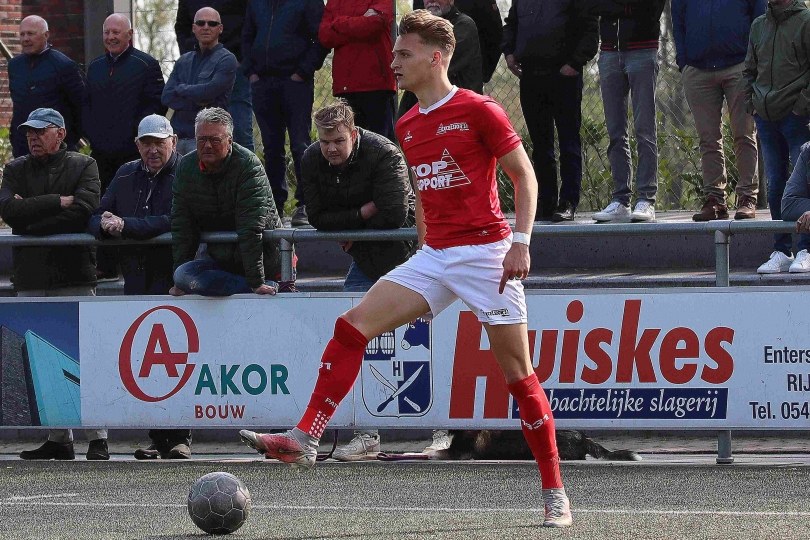 Foto bij Simon Seppenwoolde kopt Excelsior'31 op valreep naast Hoek (1-1)