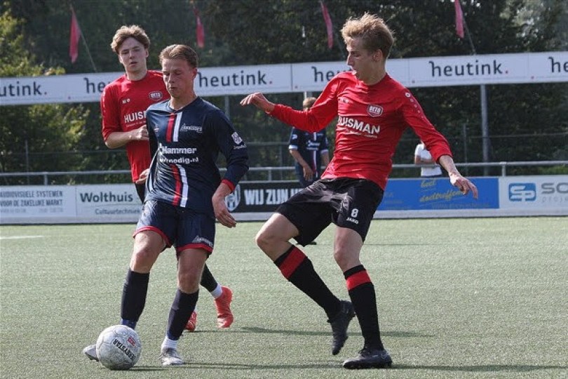 Foto bij Nick Paalman (20) en Thom Slagman (16) sluiten aan bij eerste selectie