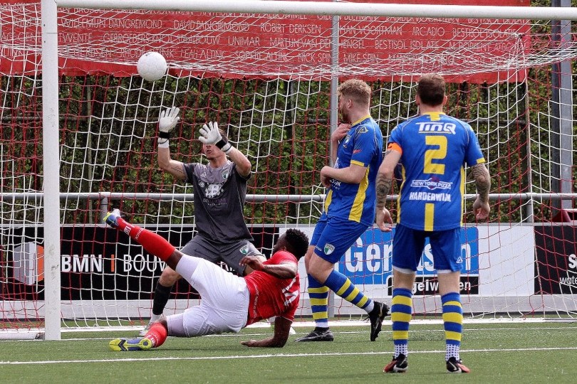 Foto bij Excelsior'31 stuurt ook VVOG met lege handen naar huis (2-0)