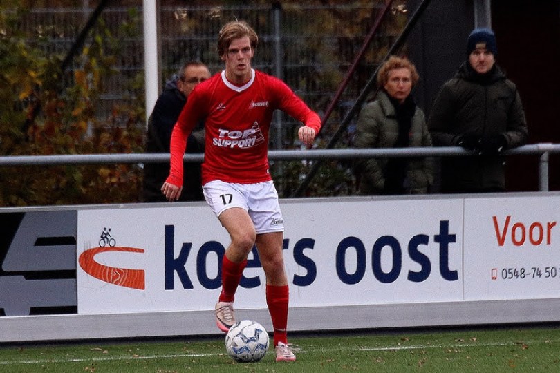 Foto bij Excelsior'31 wint overtuigend van TEC (3-1)