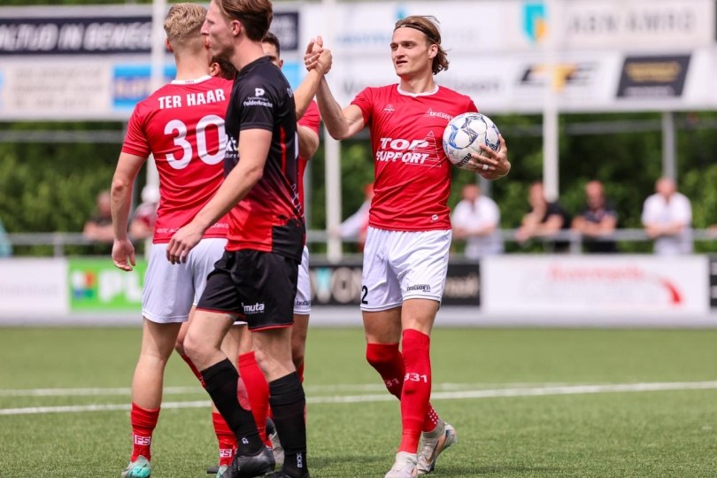 Foto bij Kijk live mee naar JOS Watergraafsmeer - Excelsior'31