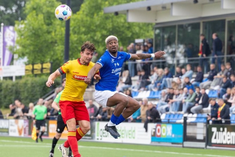 Foto bij Mutaties eerste elftal: Scharpfenecker en Barbosa Alves komen, Doornbos stopt