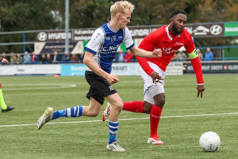 Foto bij Excelsior'31 komt tekort bij ADO'20 (2-0)