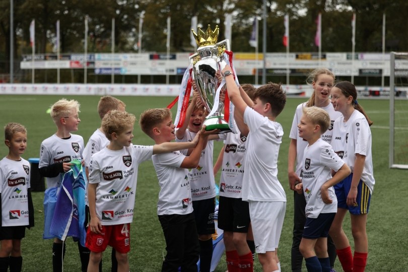 Foto bij Geslaagde News Outside Voetbaldag bij Excelsior’31