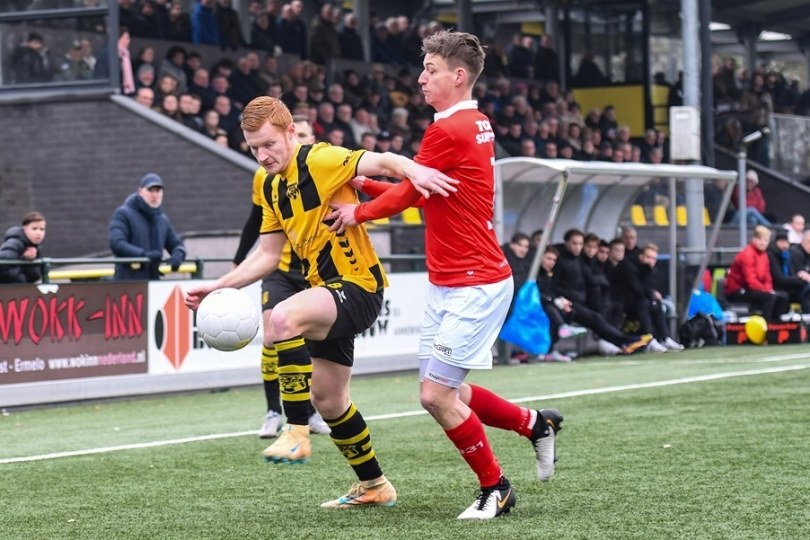 Foto bij Excelsior'31 beslist duel bij DVS'33 in tweede helft (1-2)