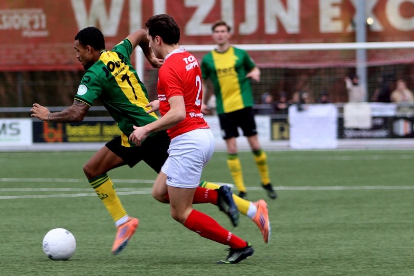 Foto bij Excelsior'31 verliest van Huizen na dramatische slotminuten (2-3)