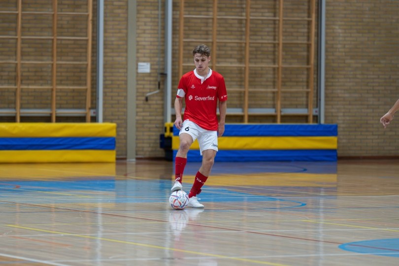 Foto bij Blessure aanvoerder Averesch overschaduwt nederlaag Excelsior&rsquo;31 tegen koploper