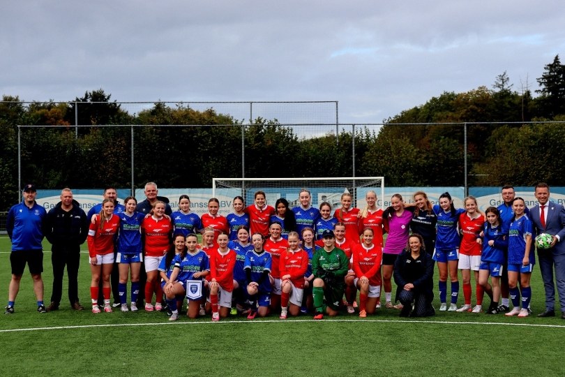 Foto bij Geslaagd internationaal avontuur van MO15-1 tegen het Schotse BSYFC U16