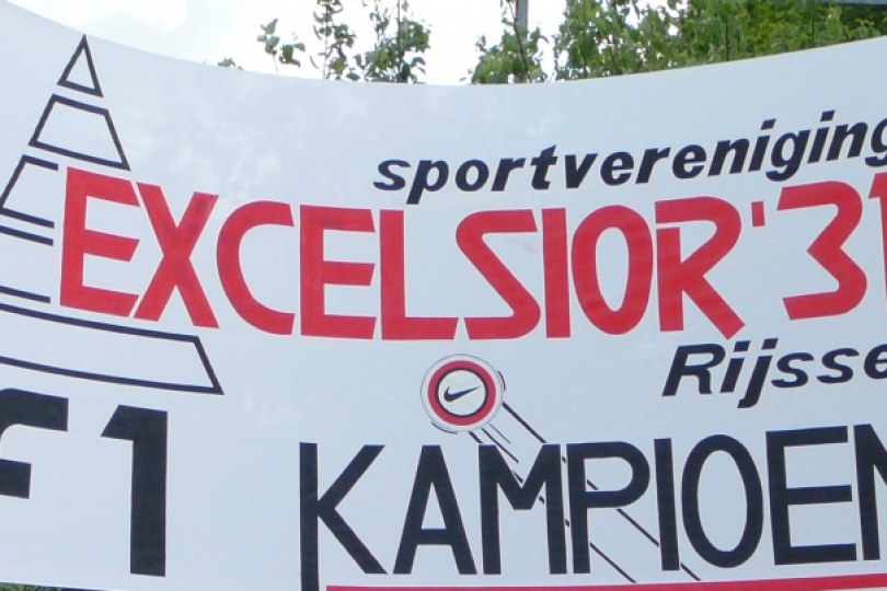 Foto bij (samenvatting geplaatst!) Excelsior'31 F1 overtuigend kampioen van de Hoofdklasse