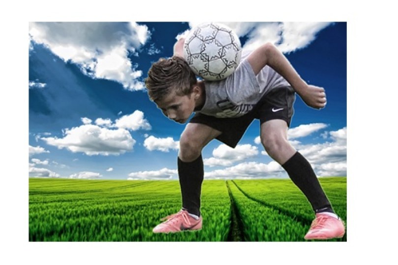 Foto bij Excelsior'31 heeft kunstgras (en de nieuwe Messi dient zich vanzelf aan)