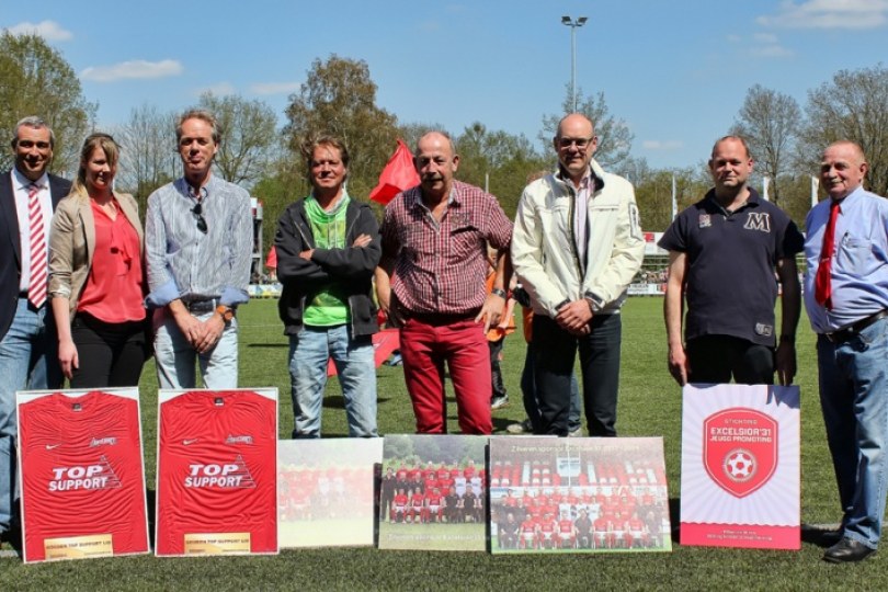 Foto bij Excelsior'31 heet nieuwe sponsoren hartelijk welkom