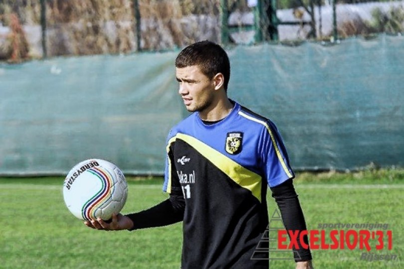 Foto bij  Speler Vitesse op proef bij Excelsior'31