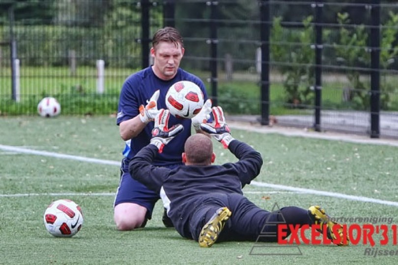 Foto bij Sfeerimpressie training Excelsior'31 1 (samenvatting en foto's geplaatst)