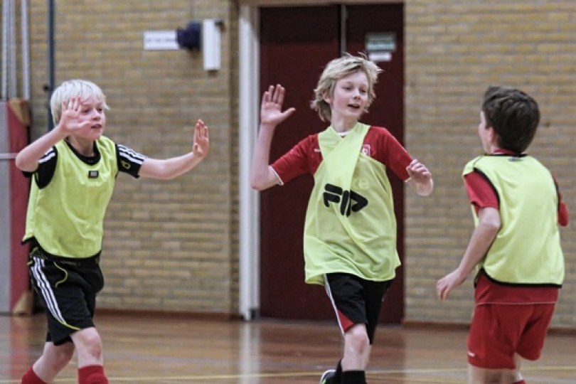 Foto bij Sfeerimpressie zaalvoetbaltoernooi C- en D-jeugd