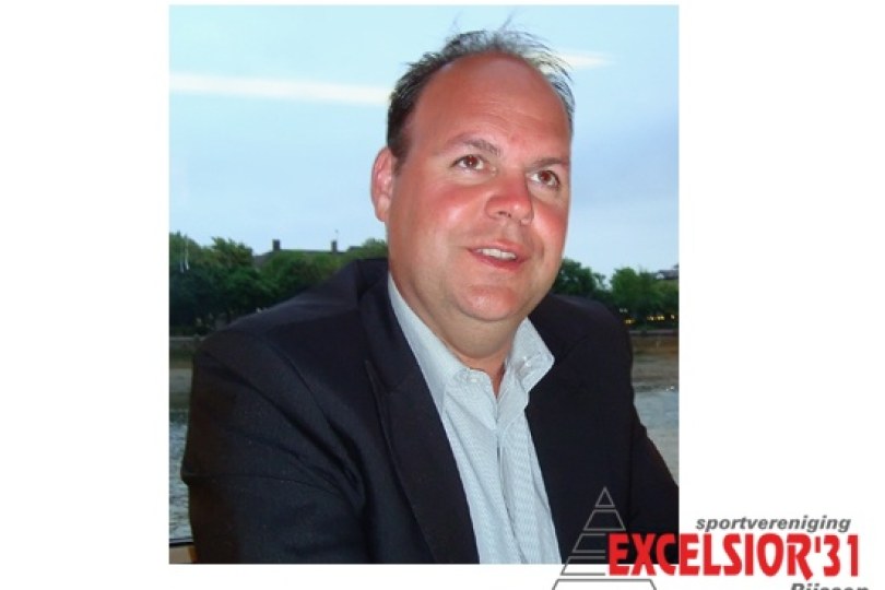 Foto bij Van de bestuurstafel