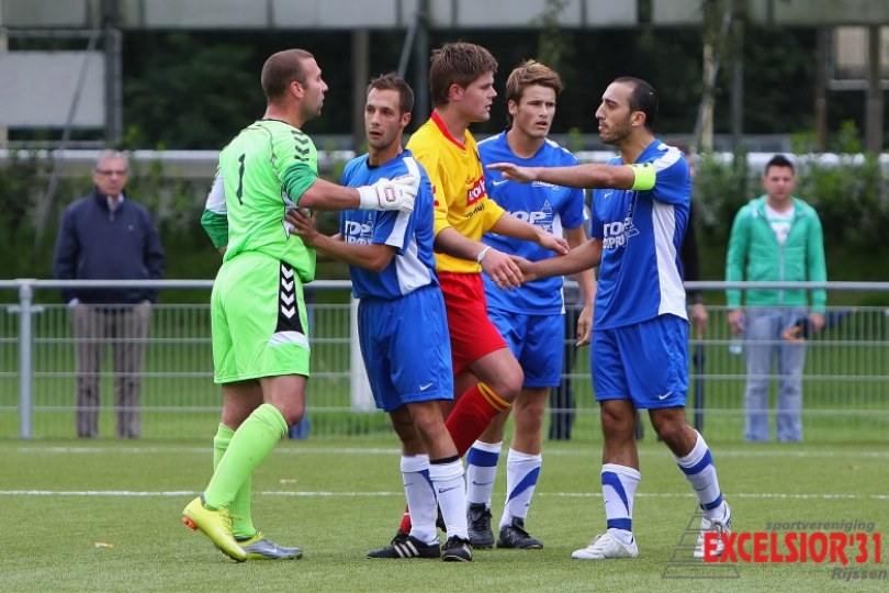 Foto bij Geagiteerd Excelsior'31 doet Rohda de doelpunten kado (verslag en foto's zijn geplaatst!)